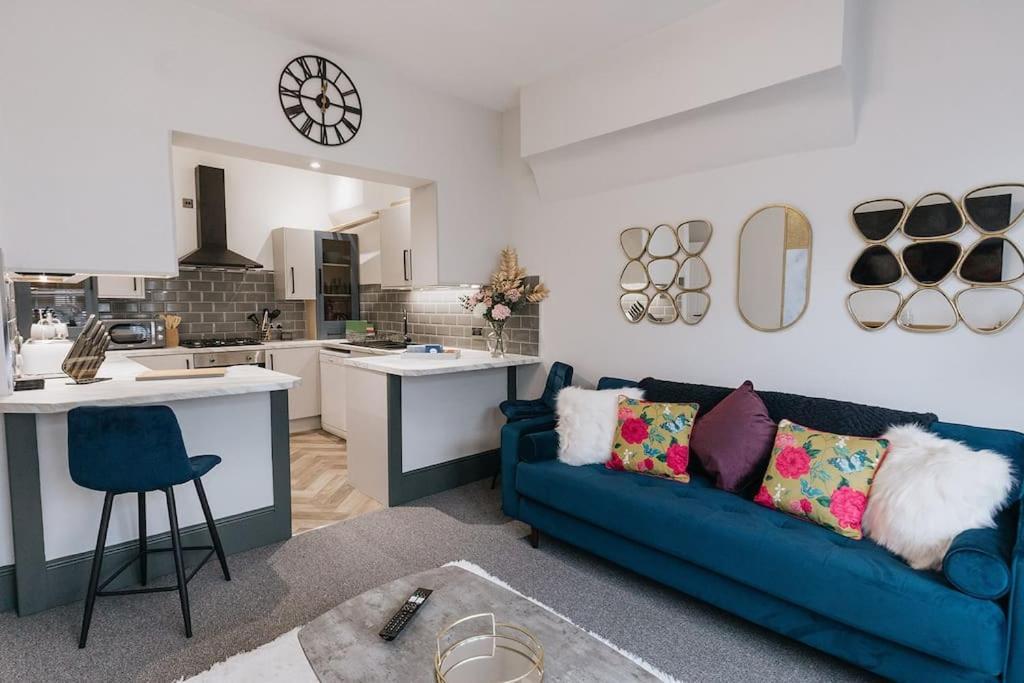 Grove House No.07 - Luxury Apartment Close To The Llandudno Beach ภายนอก รูปภาพ