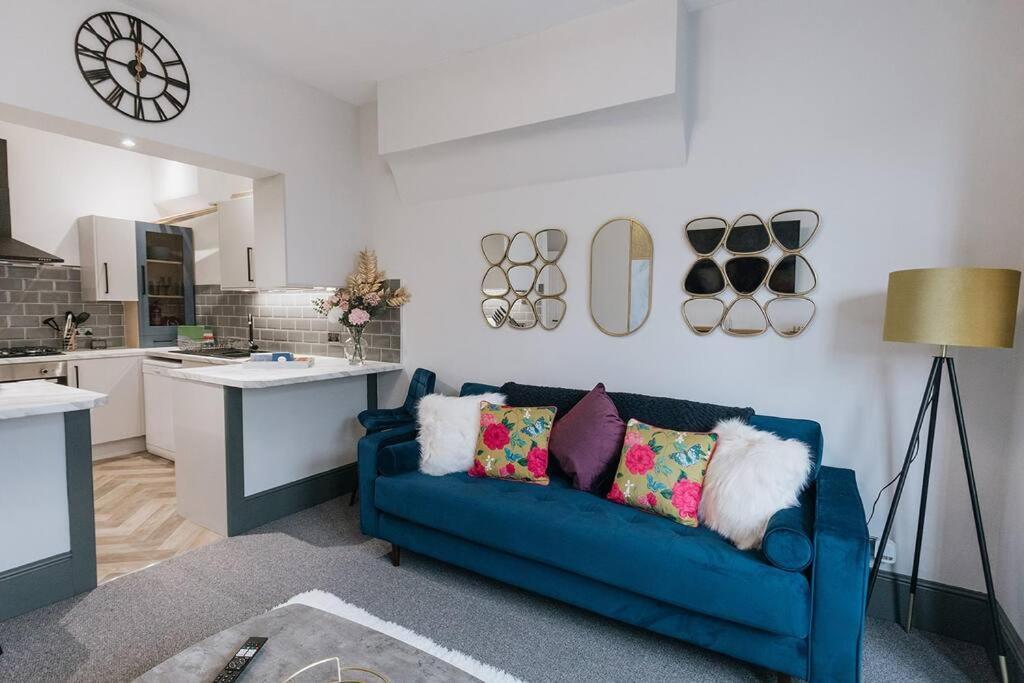 Grove House No.07 - Luxury Apartment Close To The Llandudno Beach ภายนอก รูปภาพ