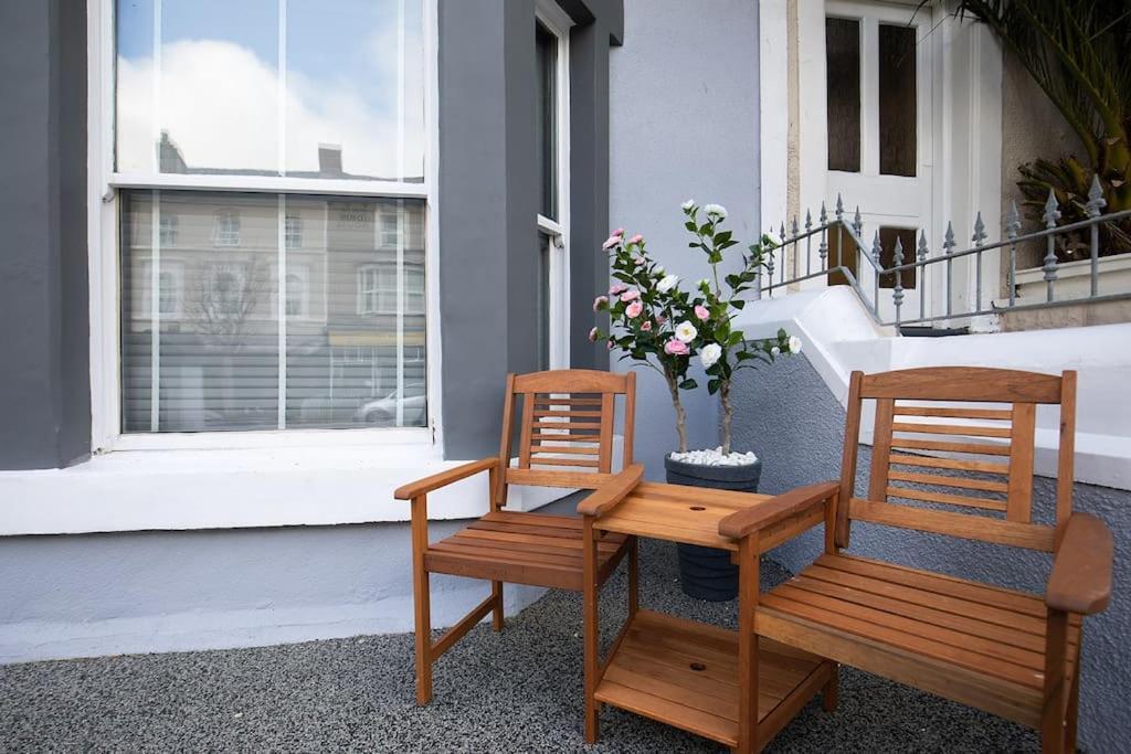 Grove House No.07 - Luxury Apartment Close To The Llandudno Beach ภายนอก รูปภาพ
