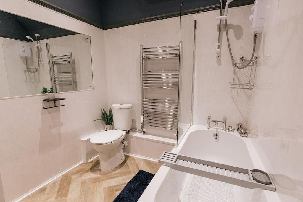 Grove House No.07 - Luxury Apartment Close To The Llandudno Beach ภายนอก รูปภาพ